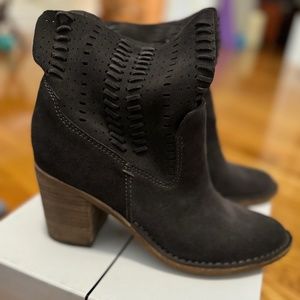 Women's Dolce Vita Landon suede ankle Boots Bootie size 9